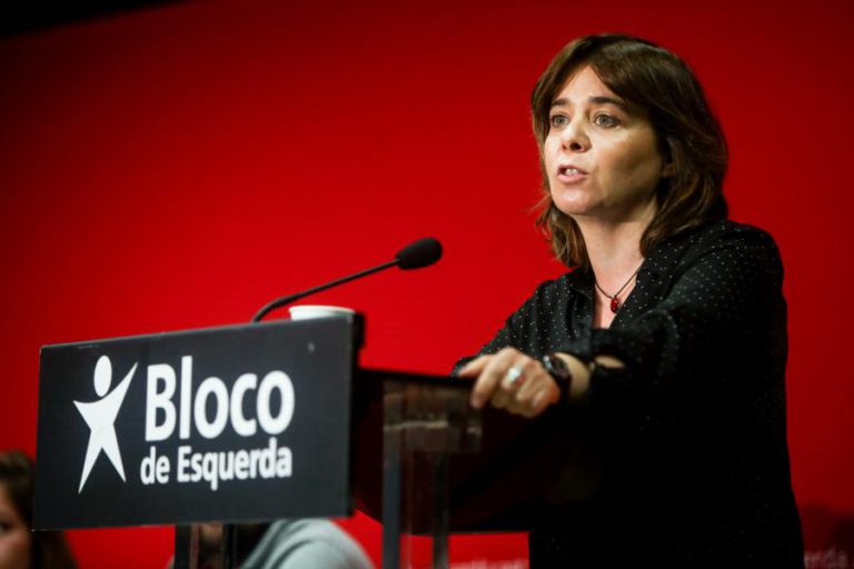 CATARINA MARTINS DESAFIA PS A REVER LEIS LABORAIS À ESQUERDA CONTRA PRECARIEDADE
