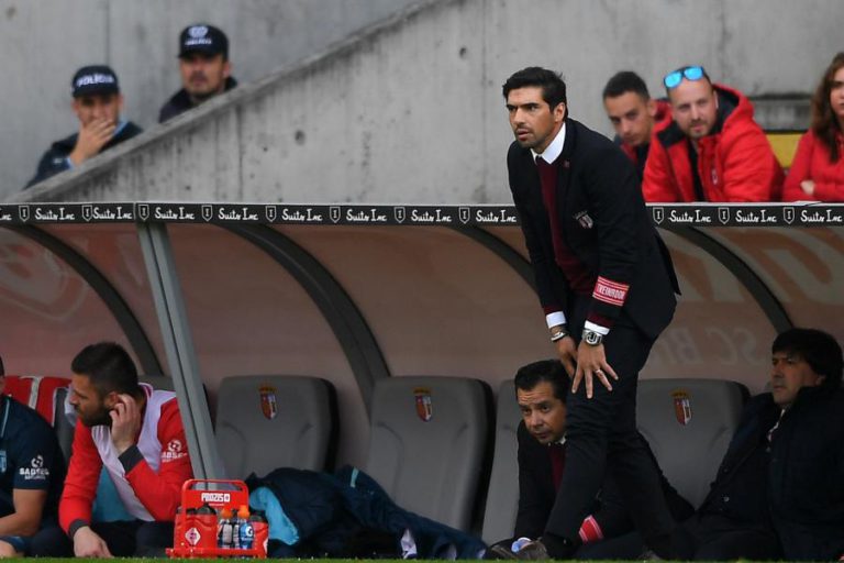 ABEL FERREIRA ALERTA PARA A VONTADE DO FEIRENSE DE VOLTAR A GANHAR