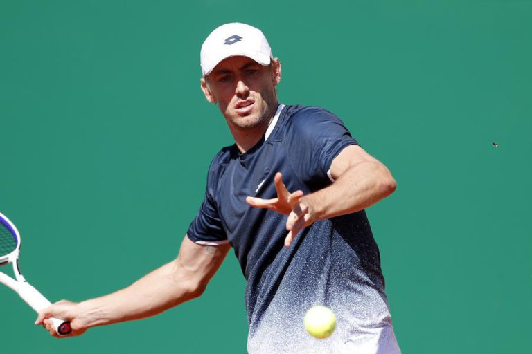 ESTORIL OPEN: JOHN MILLMAN MARCA ENCONTRO COM JOÃO DOMINGUES NOS ‘OITAVOS’