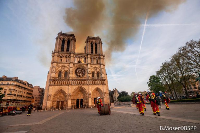 UNESCO VAI ACOMPANHAR E APOIAR AUTORIDADES NA REABILITAÇÃO DA CATEDRAL DE NOTRE-DAME