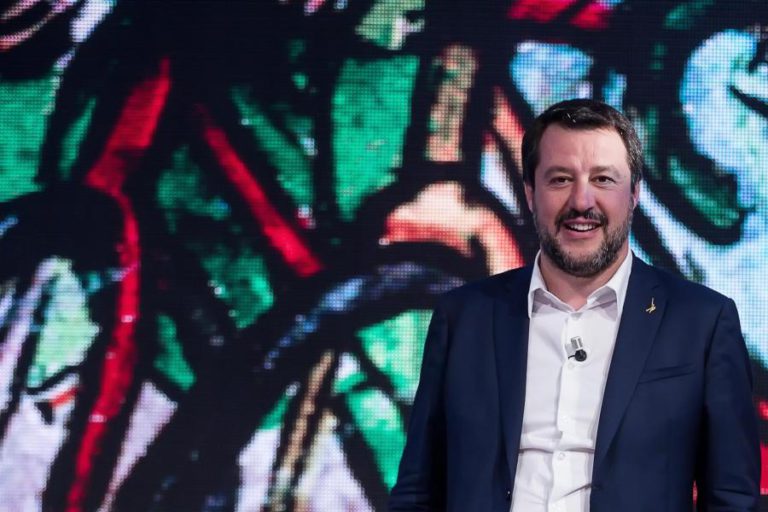 SONDAGEM REVELA QUE ALIANÇA DE SALVINI PODE SER A TERCEIRA FORÇA POLÍTICA NO PE