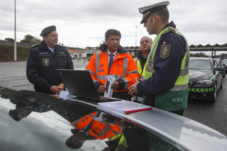 MORRERAM 129 PESSOAS EM 2019 NAS ESTRADAS, AUTORIDADES RESPONSABILIZAM USO DE TELEMÓVEL