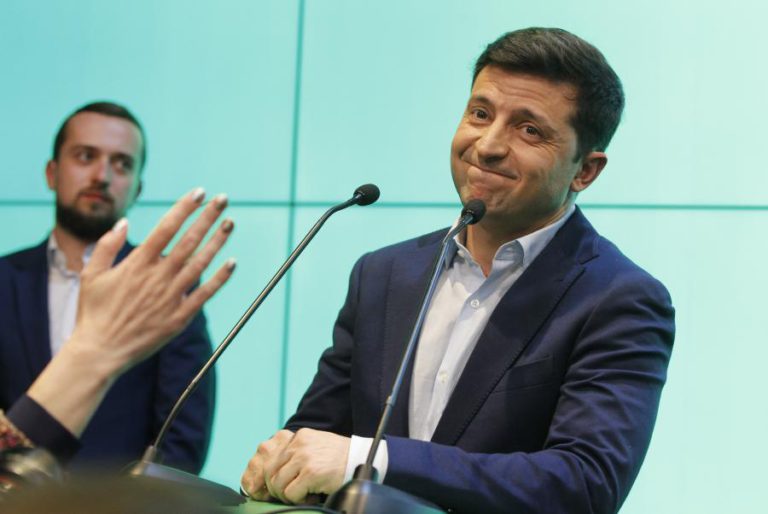 NOVO PRESIDENTE DA UCRÂNIA PEDE MAIS SANÇÕES CONTRA A RÚSSIA