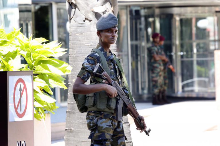 GOVERNO DO SRI LANKA DECRETA ESTADO DE EMERGÊNCIA A PARTIR DA MEIA-NOITE