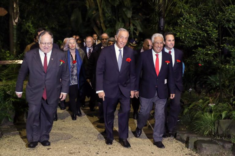 MARCELO ORGULHOSO DE SER UM PRESIDENTE QUE ANDA À-VONTADE PELO PAÍS