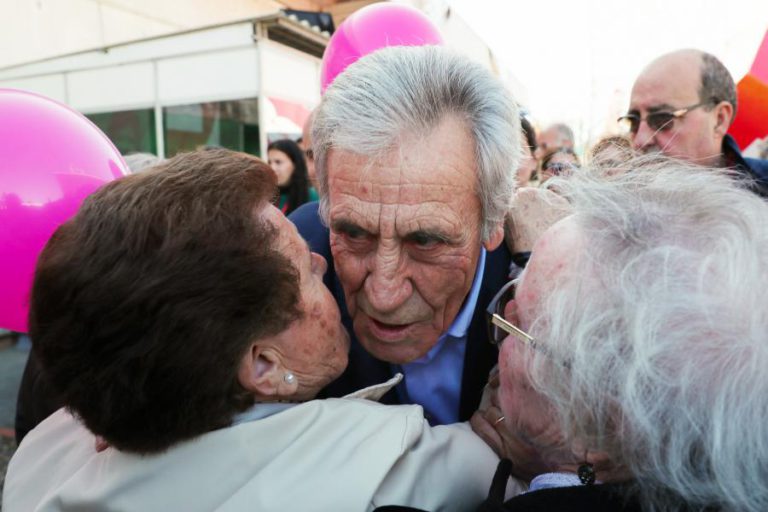 JERÓNIMO DESAFIA PS A NÃO USAR DESAVENÇA COM BE PARA TRANSFORMAR SAÚDE NUM NEGÓCIO