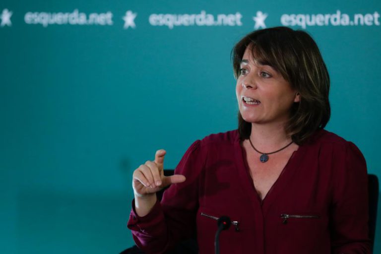 BLOCO ATACA “HESITAÇÕES” DO PS E EXIGE PROIBIÇÃO DE DEPUTADOS EM SOCIEDADE DE ADVOGADOS