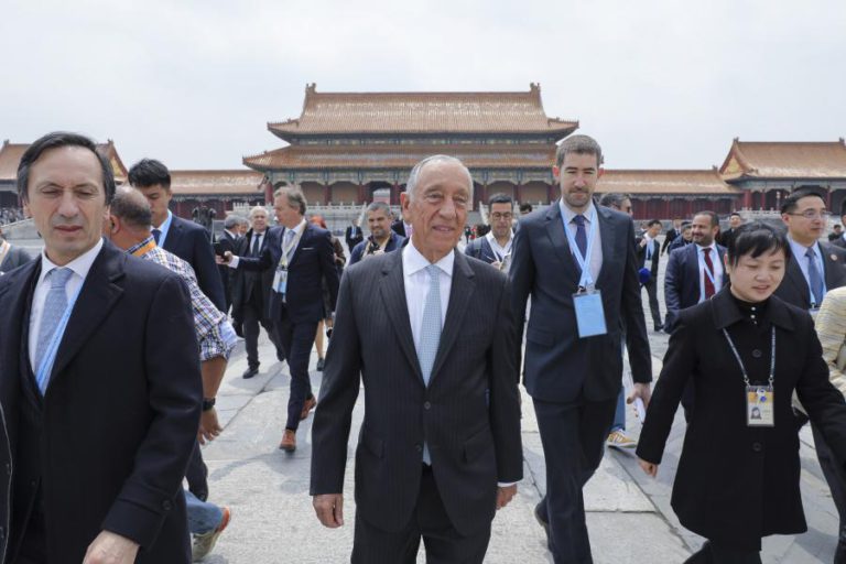 INVESTIDORES CHINESES COM “ALGUMAS IDEIAS” PARA FÁBRICAS EM PORTUGAL — MARCELO