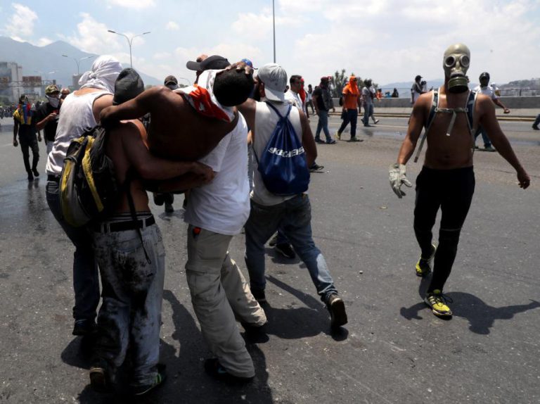 MINISTRO DA DEFESA DA VENEZUELA RESPONSABILIZA GUAIDÓ SE HOUVER “BANHO DE SANGUE”