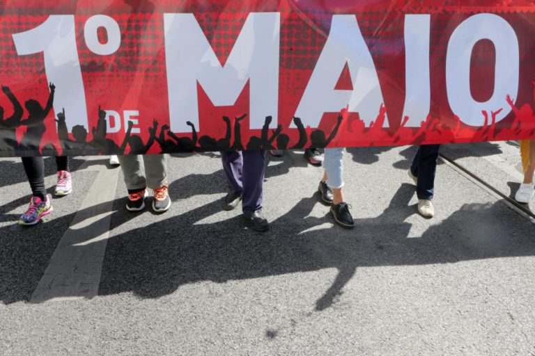 1.º MAIO: DIA DO TRABALHADOR É COMEMORADO EM TODO O PAÍS