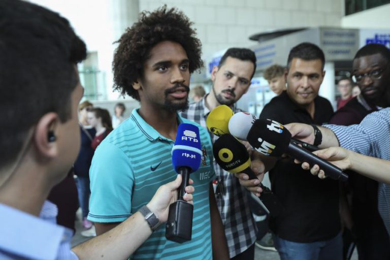 ‘LEÃO’ BRUNO PAZ OPERADO COM SUCESSO AO LIGAMENTO CRUZADO DO JOELHO DIREITO