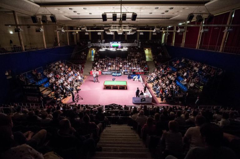 INGLÊS JUDD TRUMP É O NOVO CAMPEÃO DO MUNDO DE SNOOKER