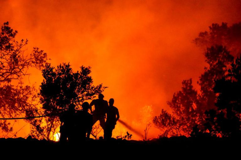 INCÊNDIOS: GOVERNO DECRETA SITUAÇÃO DE ALERTA ATÉ 30 DE MAIO
