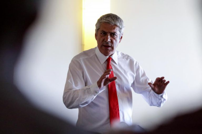 NÃO É POSSÍVEL APONTAR AO MEU GOVERNO QUALQUER FAVORECIMENTO À EDP, DIZ SÓCRATES