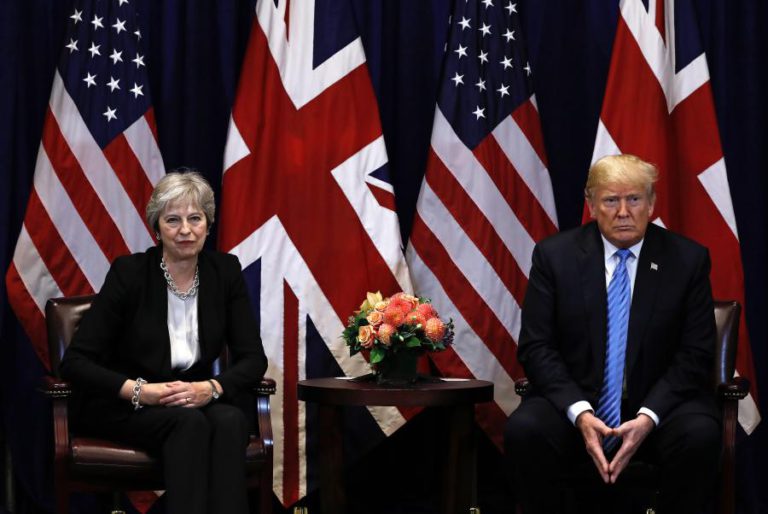 BREXIT: TRUMP DIZ SENTIR-SE “DESOLADO” COM DEMISSÃO DE THERESA MAY