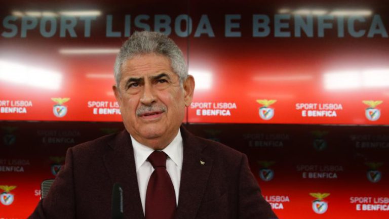 VIEIRA DETERMINADO EM MANTER JOÃO FÉLIX E RESTANTE PLANTEL NO BENFICA