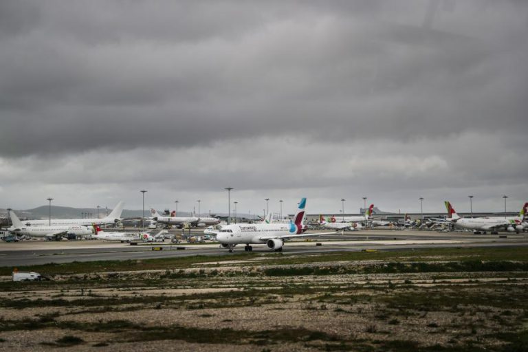 GOVERNO AUTORIZA ENCERRAMENTO DA PISTA SECUNDÁRIA DO AEROPORTO DE LISBOA