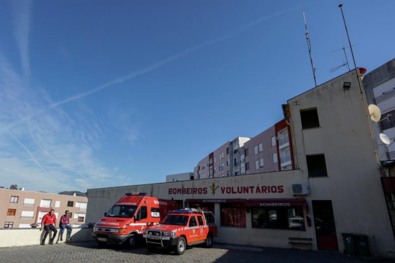 PROMULGADA BONIFICAÇÃO DE TEMPO DE SERVIÇO PARA BOMBEIROS VOLUNTÁRIOS