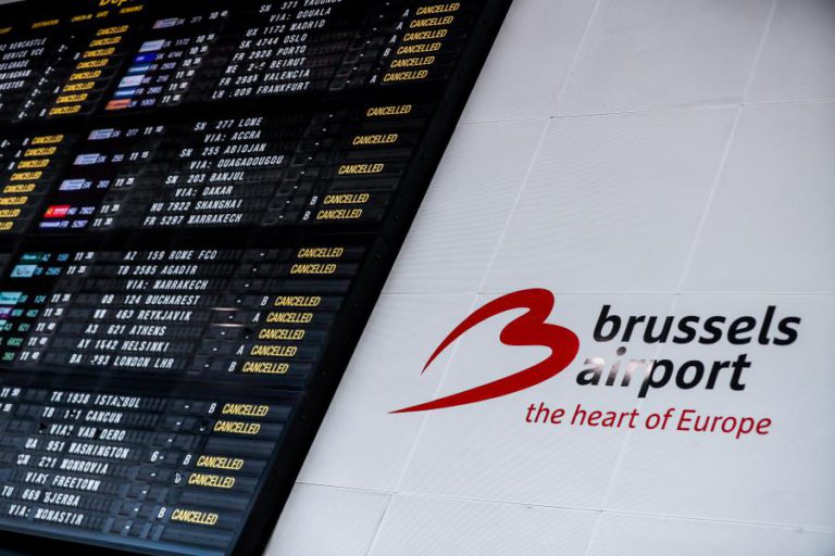 CERCA DE 60 VOOS CANCELADOS NO AEROPORTO DE BRUXELAS DEVIDO A GREVE DE CONTROLADORES