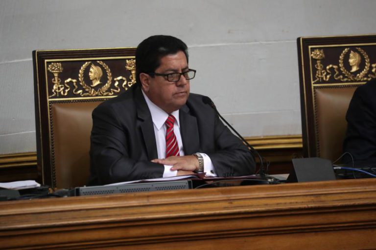 SERVIÇOS SECRETOS DA VENEZUELA DETIVERAM VICE-PRESIDENTE DO PARLAMENTO