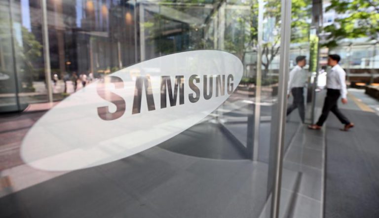 TRIBUNAL DE SEUL EMITE MANDADOS DE DETENÇÃO CONTRA DOIS EXECUTIVOS DA SAMSUNG