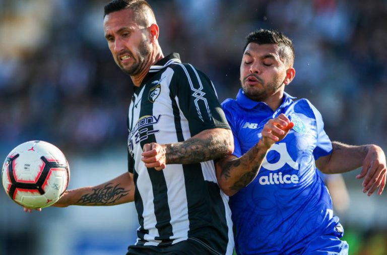 DEFESA RÚBEN FERNANDES É REFORÇO NO REGRESSO DO GIL VICENTE À I LIGA