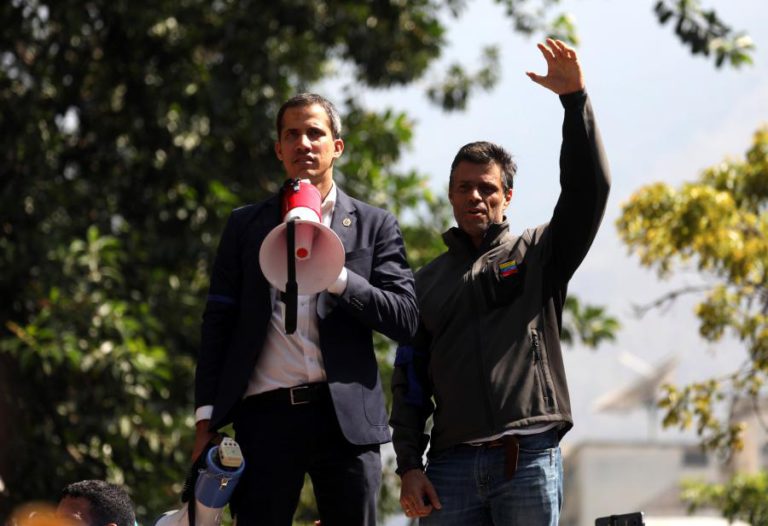 LEOPOLDO LÓPEZ E A SUA FAMÍLIA ESTÃO NA EMBAIXADA ESPANHOLA EM CARACAS