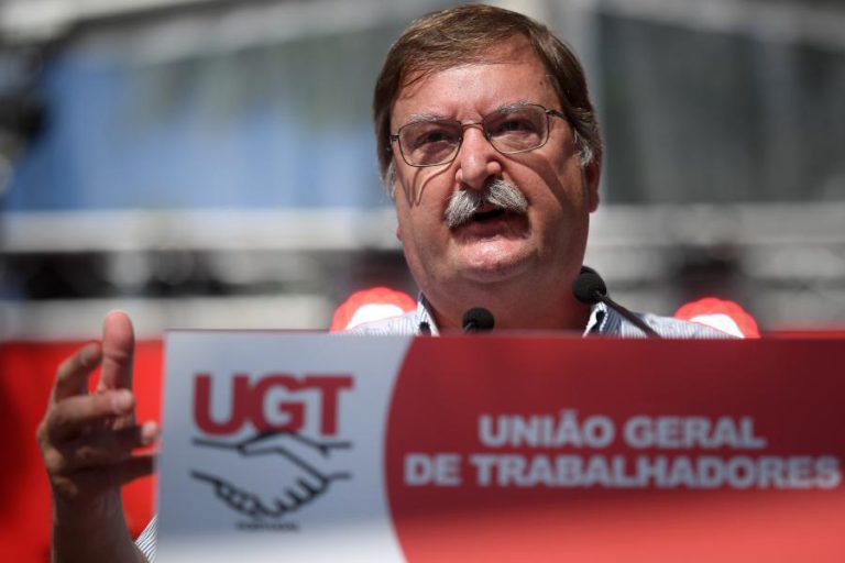 DECISÃO SOBRE TEMPO DE SERVIÇO DOS PROFESSORES CABE À AR, DIZ UGT
