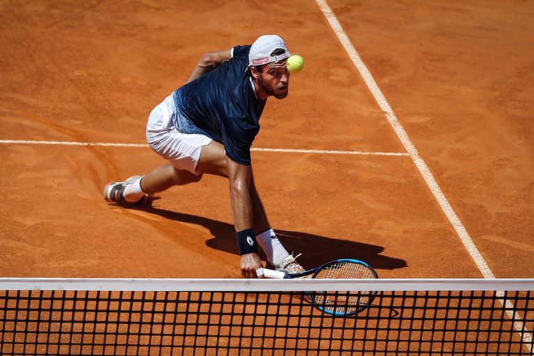 JOÃO SOUSA NAS MEIAS-FINAIS DE PARES DO MASTERS 1.000 DE MADRID