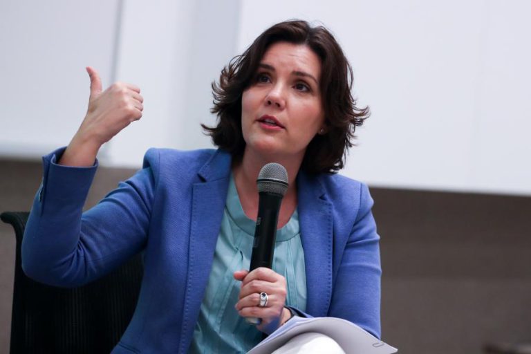 CRISTAS DIZ QUE PRIMEIRO-MINISTRO QUER “RETIRAR DIVIDENDOS” DA CRISE POLÍTICA