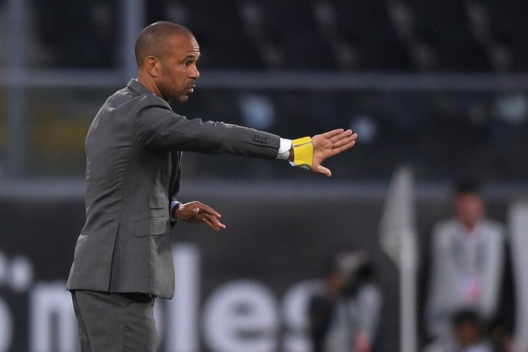 COSTINHA AINDA ACREDITA NA MANUTENÇÃO NA VÉSPERA DE DEFRONTAR O FC PORTO