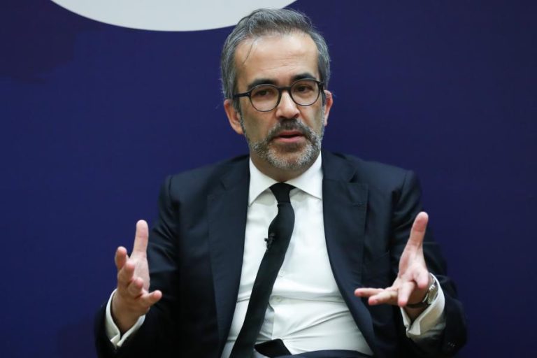 RANGEL DESAFIA COSTA A “PENSAR SERIAMENTE” EM MANTER CARLOS MOEDAS COMO COMISSÁRIO EUROPEU