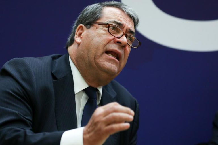 MARINHO E PINTO DIZ QUE POLÉMICA COM JOE BERARDO “NÃO PODE MORRER SOLTEIRA”