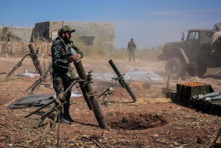 TRINTA E CINCO MORTOS EM 24 HORAS EM COMBATES ENTRE REGIME E ‘JIHADISTAS’ NA SÍRIA