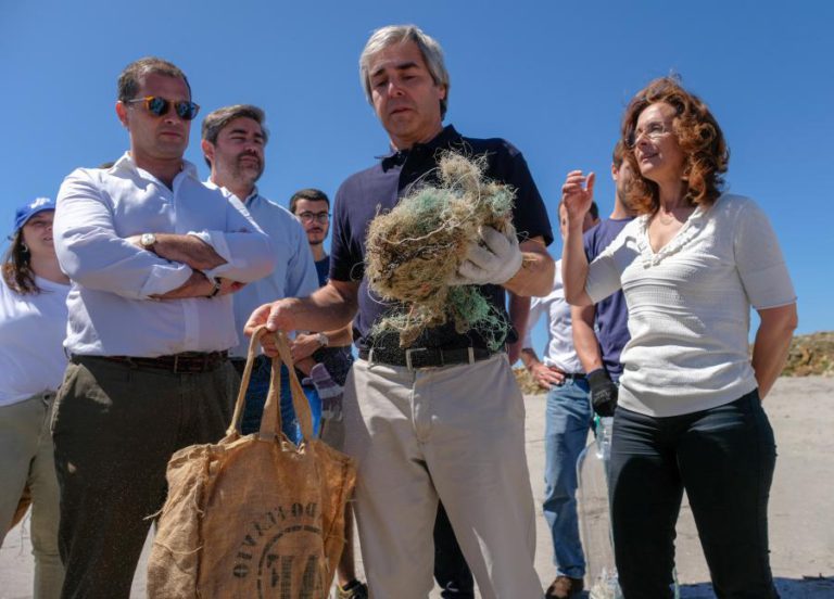 JOE BERARDO “ALVO” DE CRÍTICAS E IRONIAS EM JANTAR DE CAMPANHA DO CDS