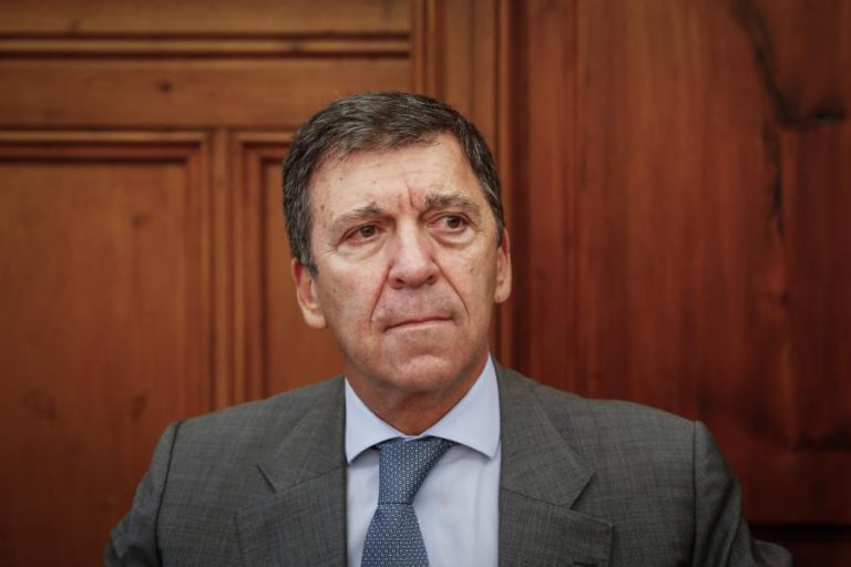 INQUÉRITO/CGD: INVESTIFINO ATRIBUI INCUMPRIMENTO À VENDA DE AÇÕES DA CIMPOR PELO BANCO