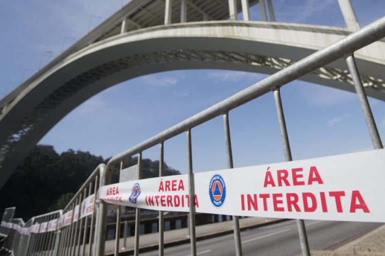 REPARAÇÃO DA PONTE DA ARRÁBIDA NO PORTO CONDICIONA TRÂNSITO A PARTIR DAS 22:00