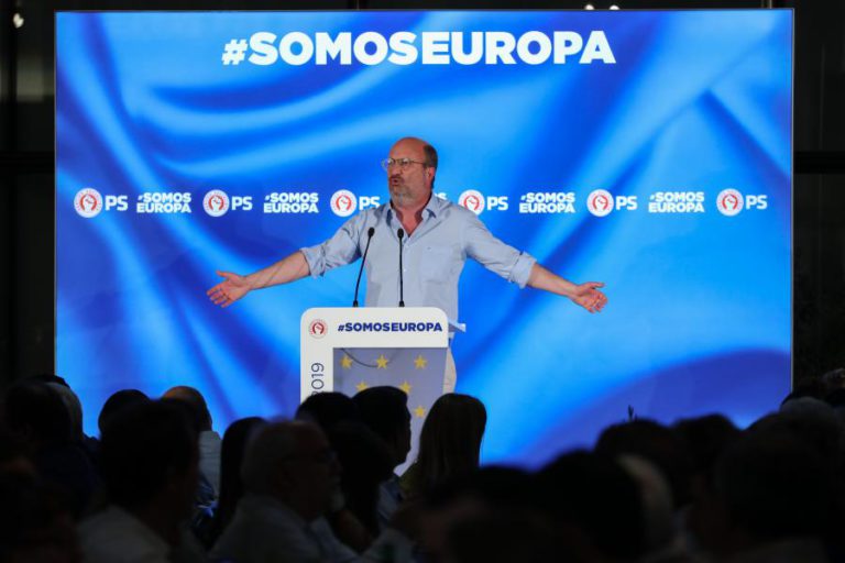 MATOS FERNANDES DIZ QUE É FÁCIL SER MINISTRO PORQUE ERA “TUDO MAU” COM CRISTAS
