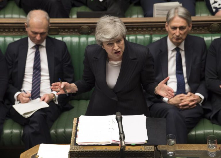 EURO CEDE POR FALTA DE ACORDO EM TORNO DO ‘BREXIT’