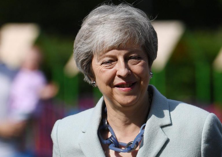 THERESA MAY DEVE APRESENTAR HOJE A DEMISSÃO