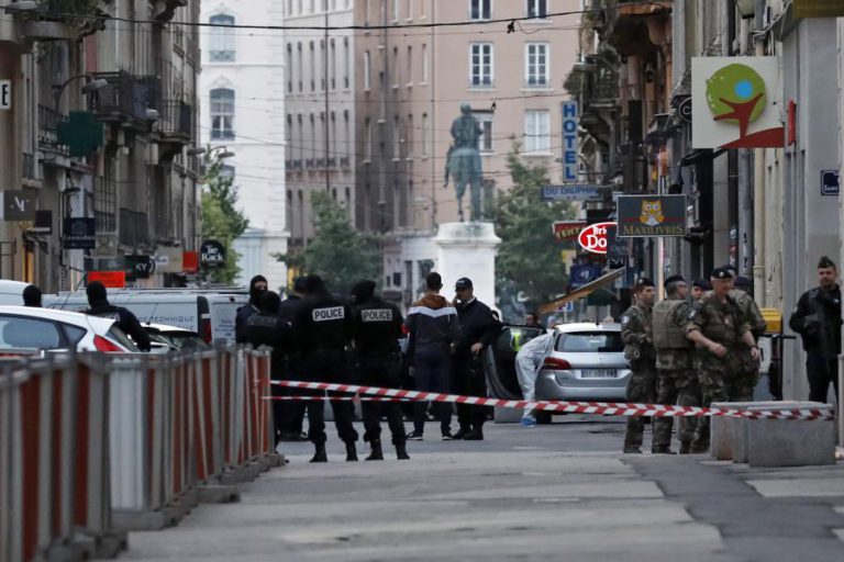 TODOS OS MEIOS ACIONADOS PARA ENCONTRAR SUSPEITO DO ATENTADO DE LYON – PROCURADOR