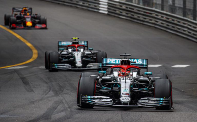 LEWIS HAMILTON VENCE GP DO MÓNACO E REFORÇA COMANDO DO MUNDIAL DE FÓRMULA 1