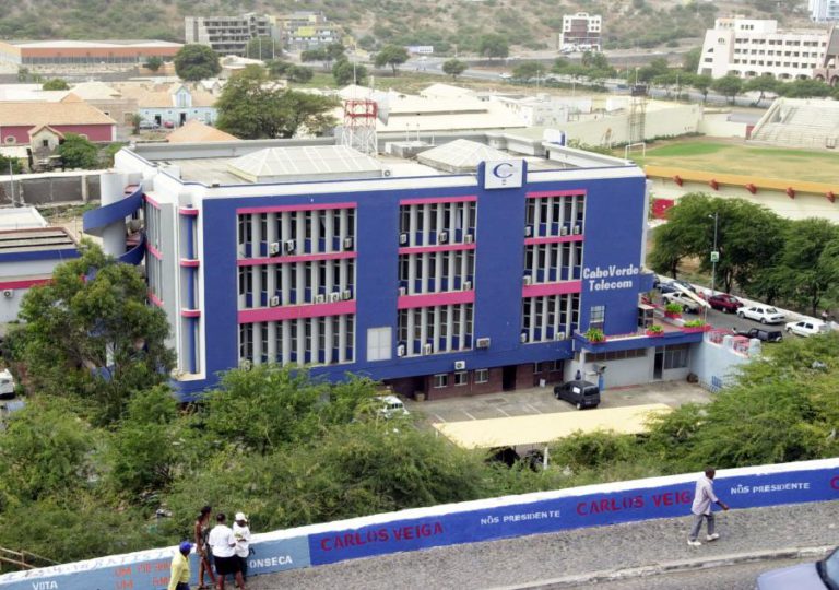 ESTADO DE CABO VERDE RECOMPRA 40% DA CV TELECOM E ACABA LITÍGIO COM PT VENTURES