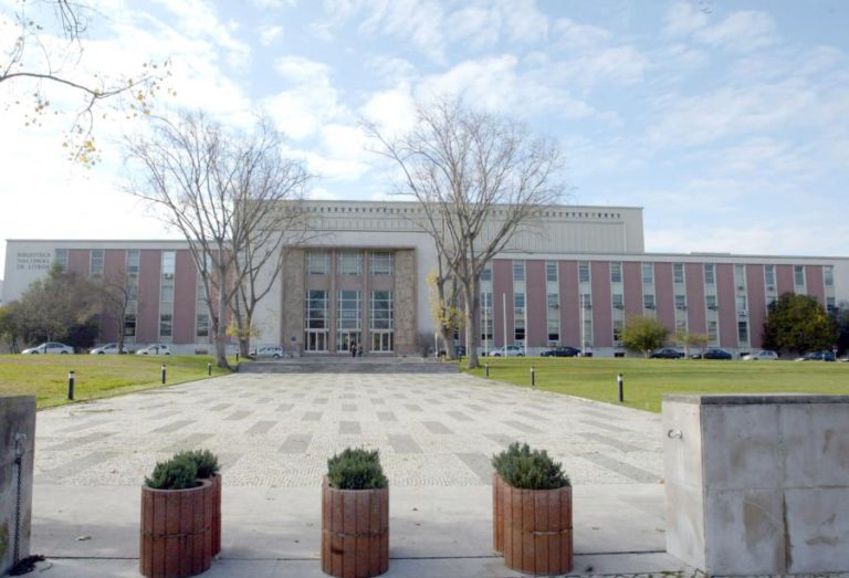 BIBLIOTECA NACIONAL REVIVE 1969 COM EXPOSIÇÃO EVOCATIVA DO MAIS IMPORTANTE DAQUELE ANO