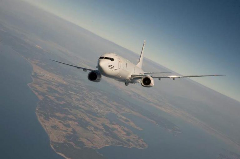 IRÃO AFIRMA QUE AVIÃO MILITAR TRIPULADO DOS EUA TAMBÉM VIOLOU ESPAÇO AÉREO