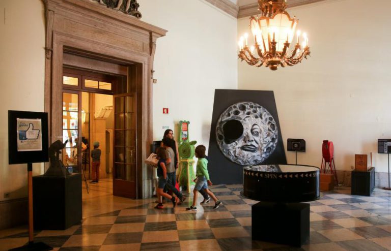 TUTELA GARANTE CONDIÇÕES PARA CINEMATECA MANTER LABORATÓRIO DE RESTAURO