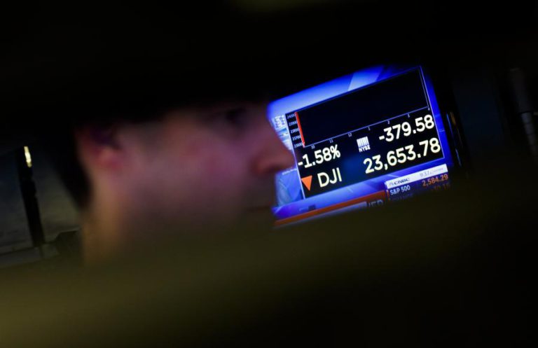 BOLSA DE NOVA IORQUE NEGOCEIA EM ALTA APÓS O INÍCIO DA SESSÃO