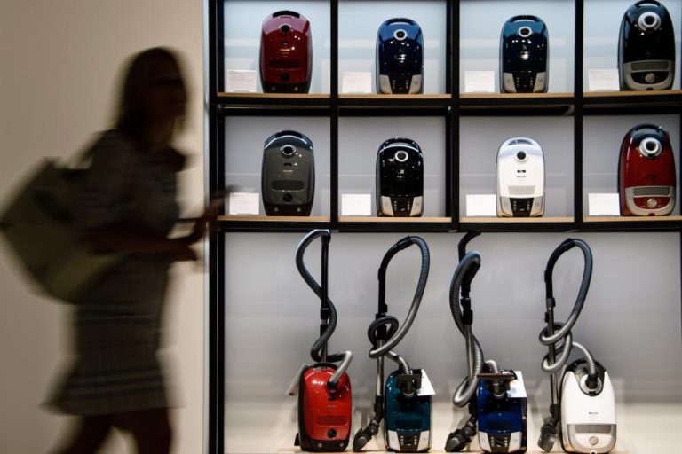 FRANÇA VAI PROIBIR DESTRUIÇÃO DE PRODUTOS QUE NÃO SE VENDAM A PARTIR DE 2023