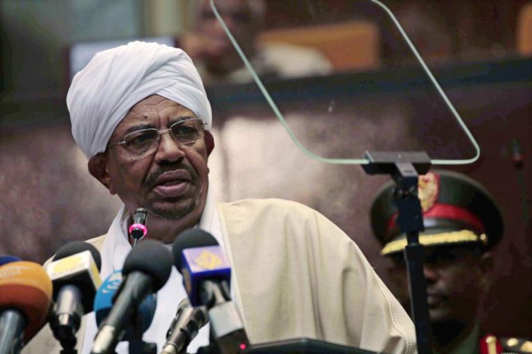 EX-PRESIDENTE DO SUDÃO OMAR AL-BASHIR INDICIADO POR CORRUPÇÃO — MEDIA