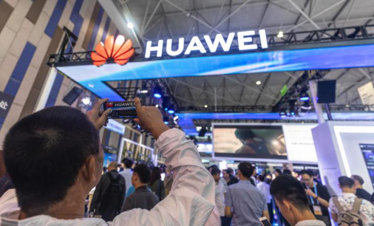 IMPRENSA AVANÇA QUE HUAWEI LANÇA NOVO SISTEMA OPERATIVO ESTE VERÃO